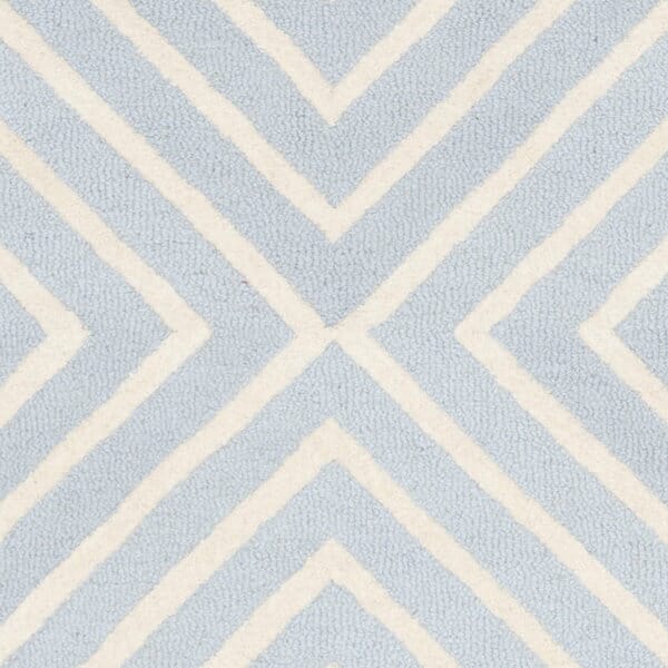 Safavieh Cambridge Cam129A Light Blue / Ivory Rugs - Safavieh - cam129a - 2