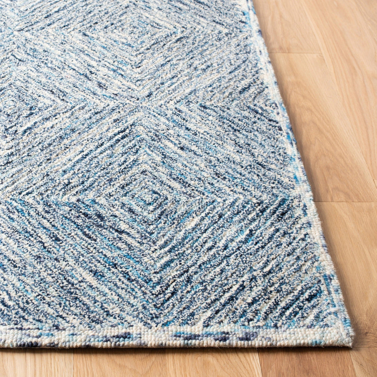 Safavieh Capri Cpr207A Ivory/Blue Rugs - Safavieh - cpr207a - 7r