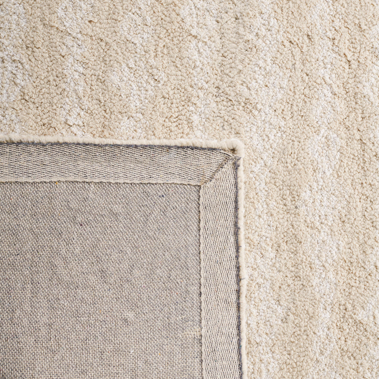 Safavieh Capri Cpr710B Beige/Ivory Rug - Safavieh - cpr710b - 3