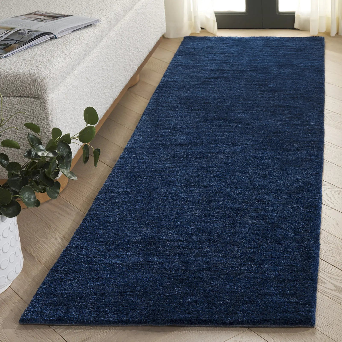 Safavieh Carmine 2'-3" x 8'-0" Rug in Navy