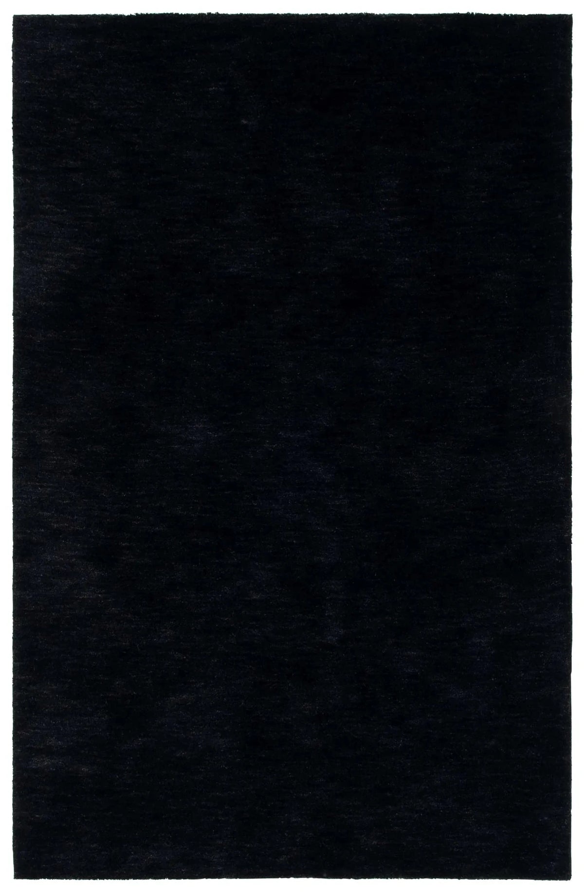 Safavieh Carmine 4'-0" x 6'-0" Rug in Black