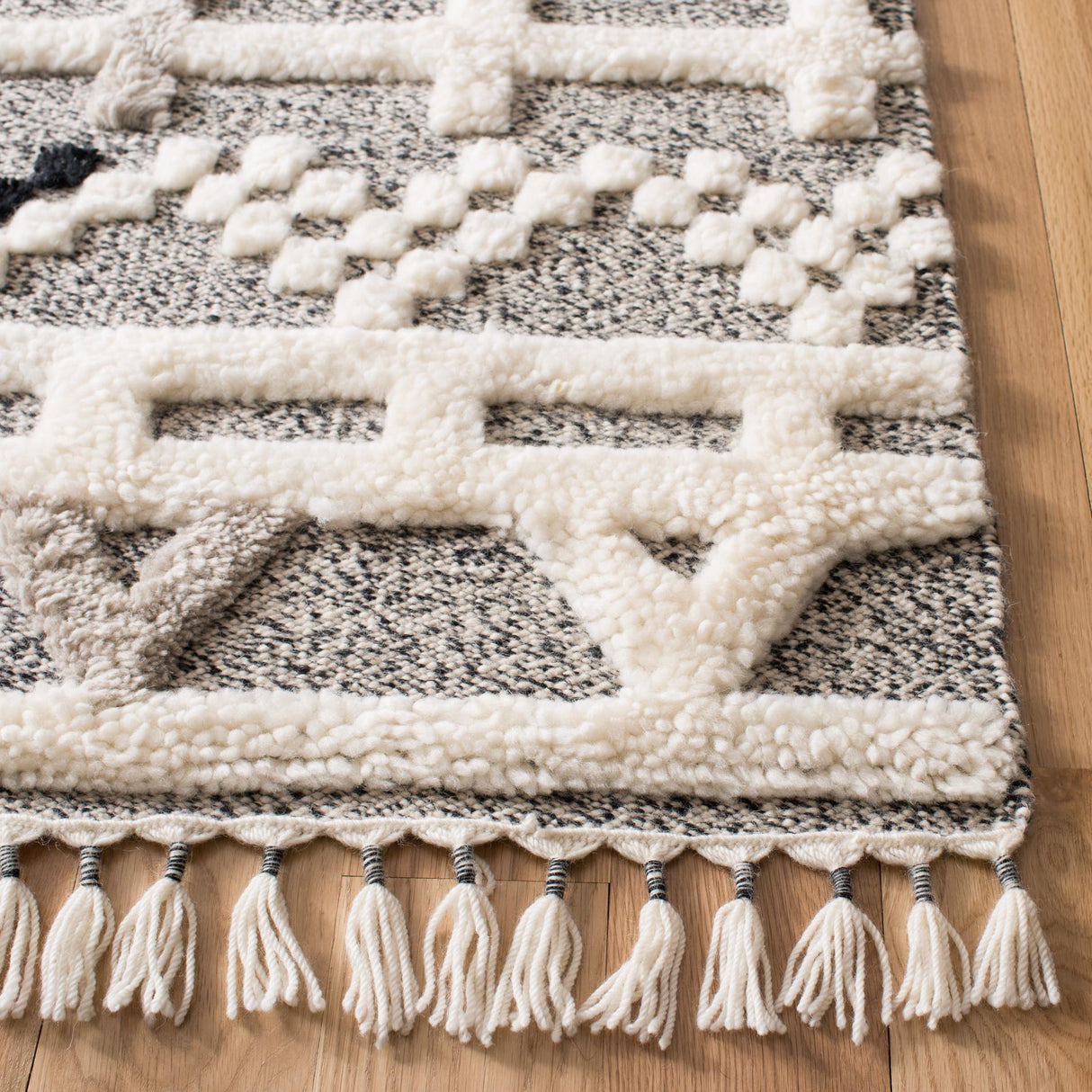 Safavieh Casablanca Csb542A Ivory/Black Rugs - Safavieh - csb542a - 28