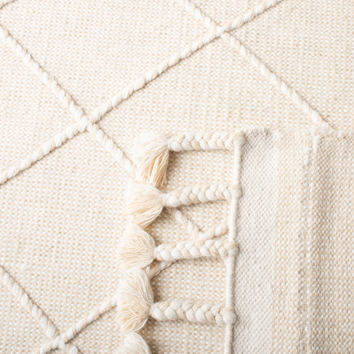 Safavieh Casablanca Csb575B Beige/Ivory Rugs - Safavieh - csb575b - 28