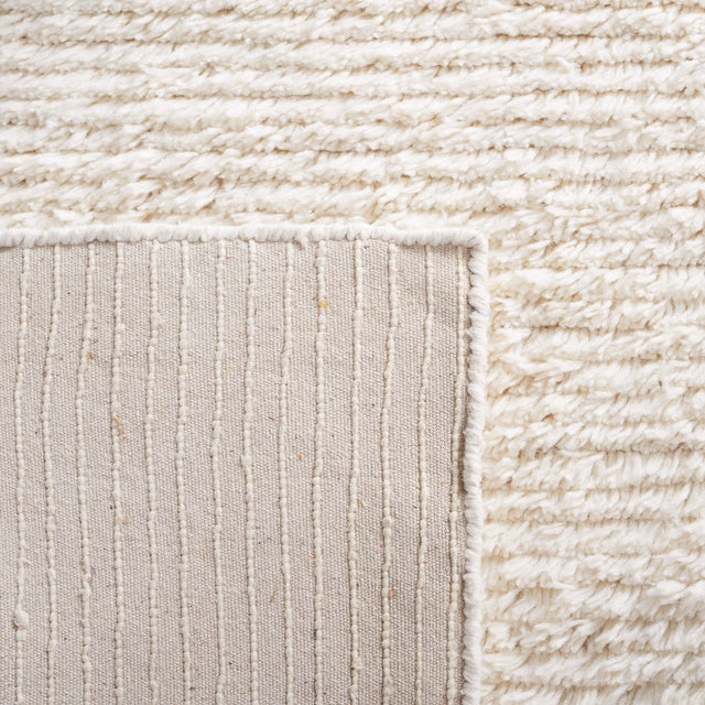 Safavieh Casablanca Csb793A Ivory Rug - Safavieh - csb793a - 5r