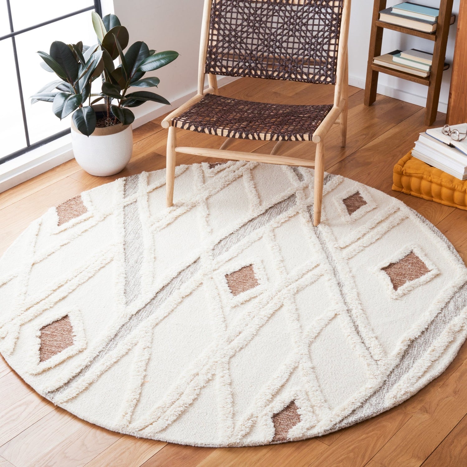 Safavieh Casablanca Csb975A Ivory/Brown Rugs - Safavieh - csb975a - 6r