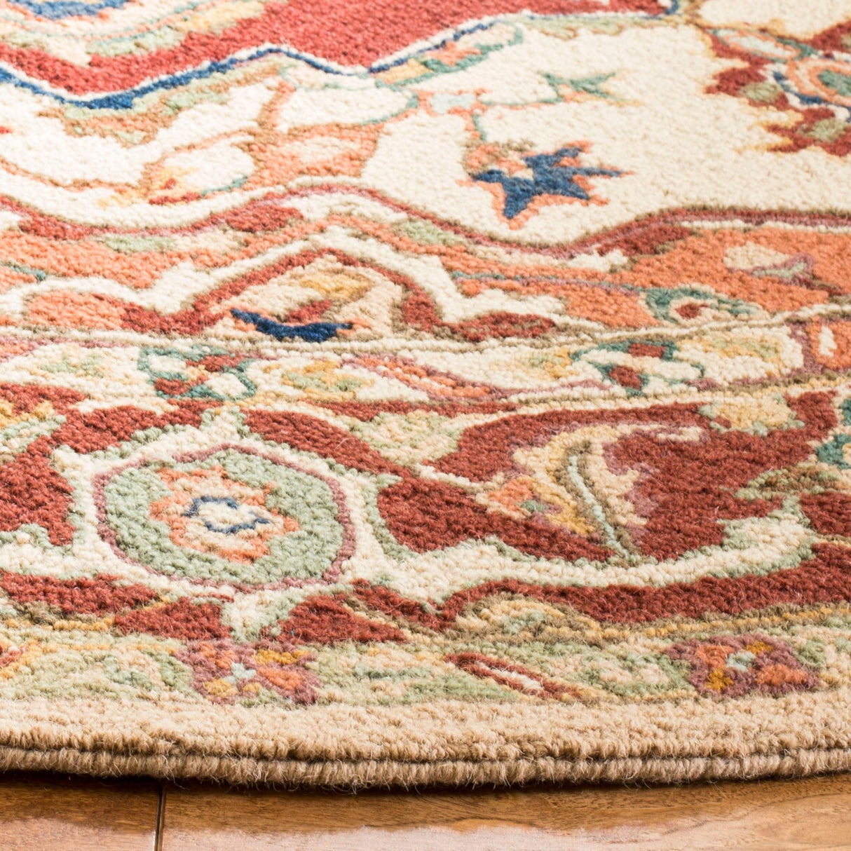 Safavieh Chelsea Hk709A Red/Ivory Rug - Safavieh - hk709a - 5r