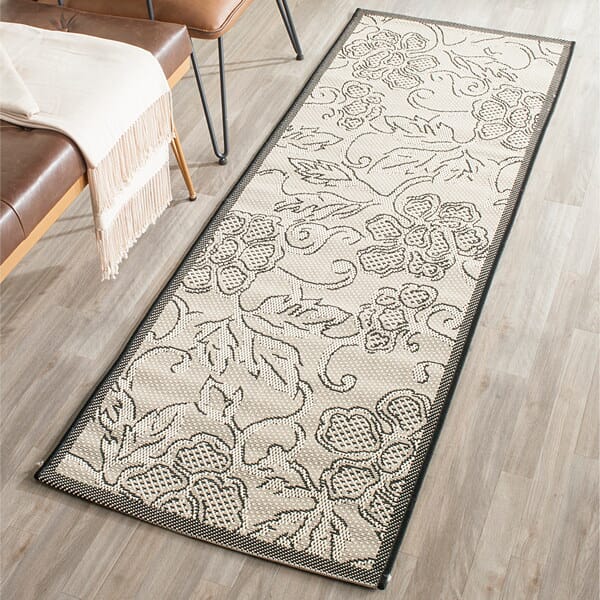 Safavieh Courtyard cy2726 - 3901 Sand / Black Rugs - Safavieh - cy2726 - 3901 - 5r