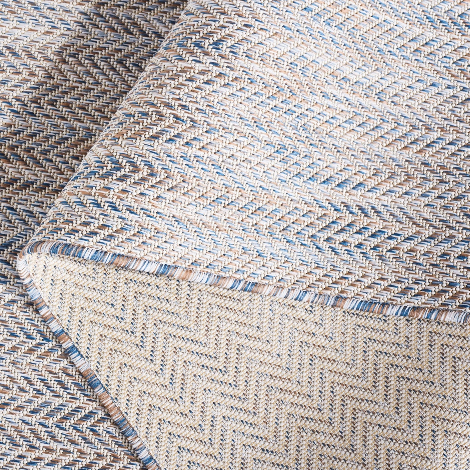 Safavieh Courtyard Cy8022 - 59221 Ivory Blue/Beige Rug - Safavieh - cy8022 - 59221 - 7r