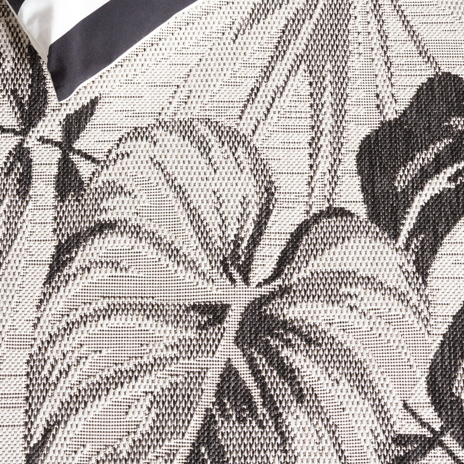 Safavieh Courtyard Cy8127 - 537 Ivory/Black Rug - Safavieh - cy8127 - 537 - 7r