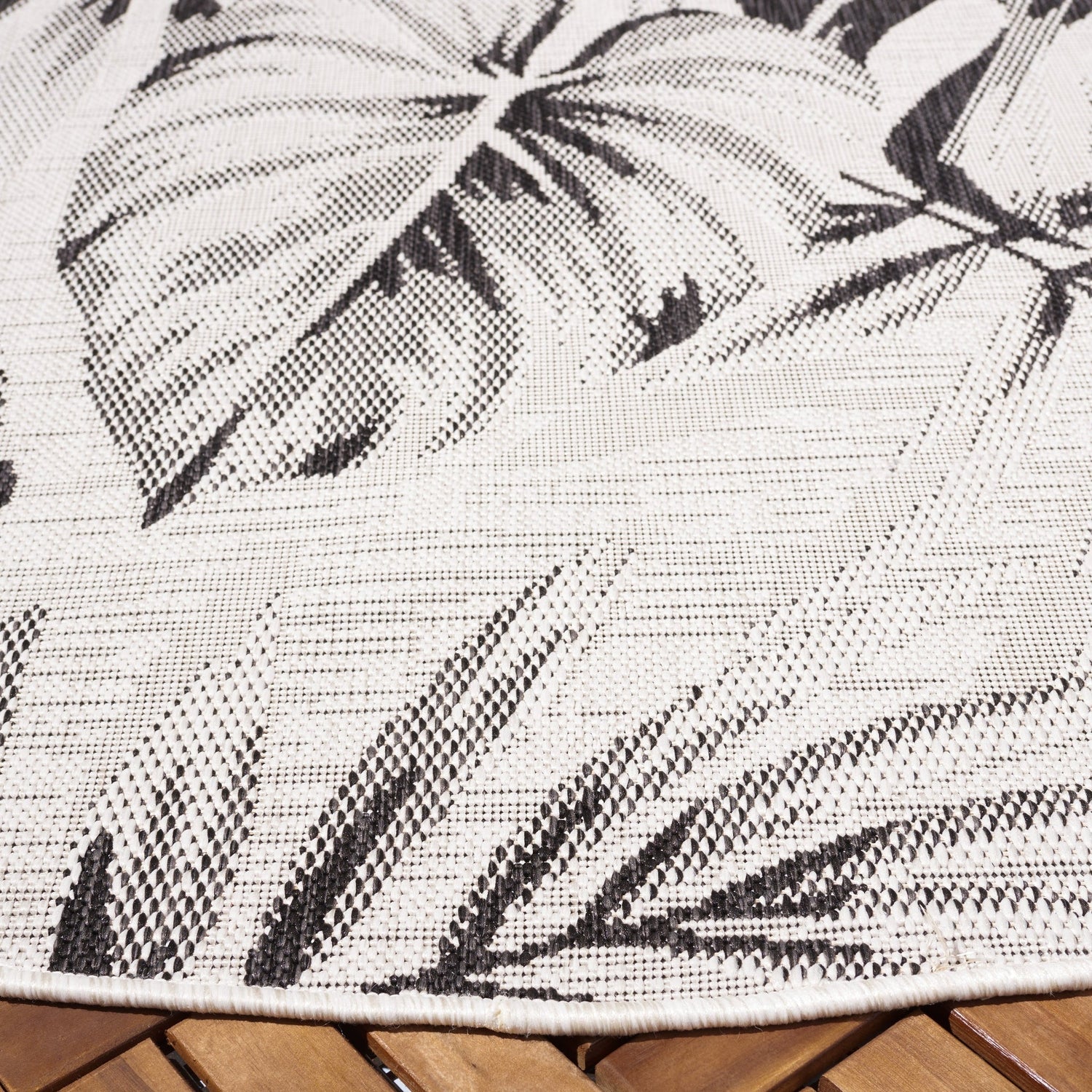 Safavieh Courtyard Cy8127 - 537 Ivory/Black Rug - Safavieh - cy8127 - 537 - 7r