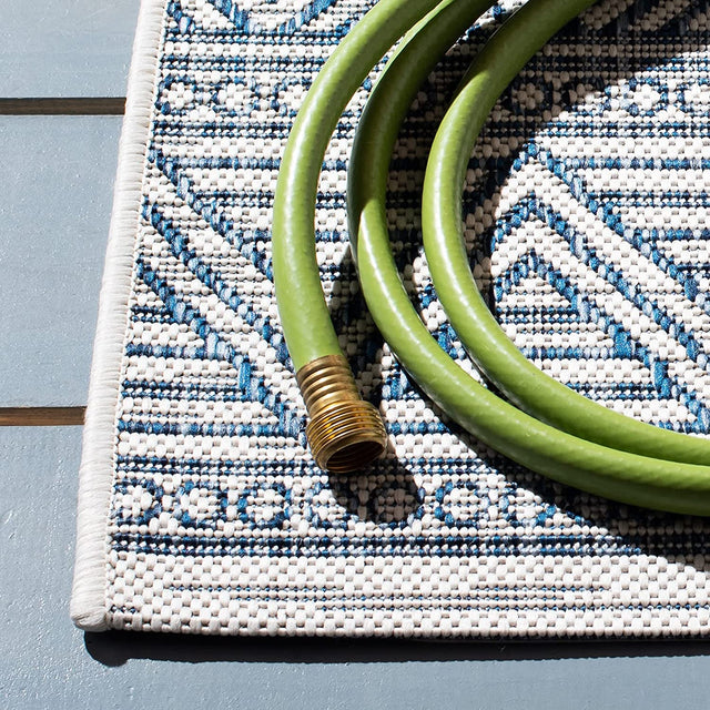 Safavieh Courtyard Cy8196 - 53412 Ivory/Navy Rugs - Safavieh - cy8196 - 53412 - 4r