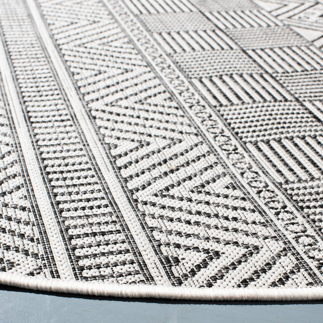 Safavieh Courtyard Cy8196 - 53712 Ivory/Black Rugs - Safavieh - cy8196 - 53712 - 7r