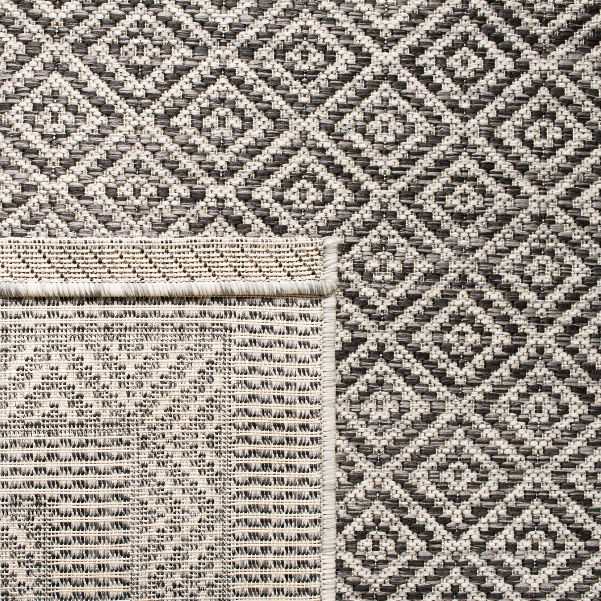 Safavieh Courtyard Cy8364 Grey/Black Rug - Safavieh - cy8364 - 37612 - 7r