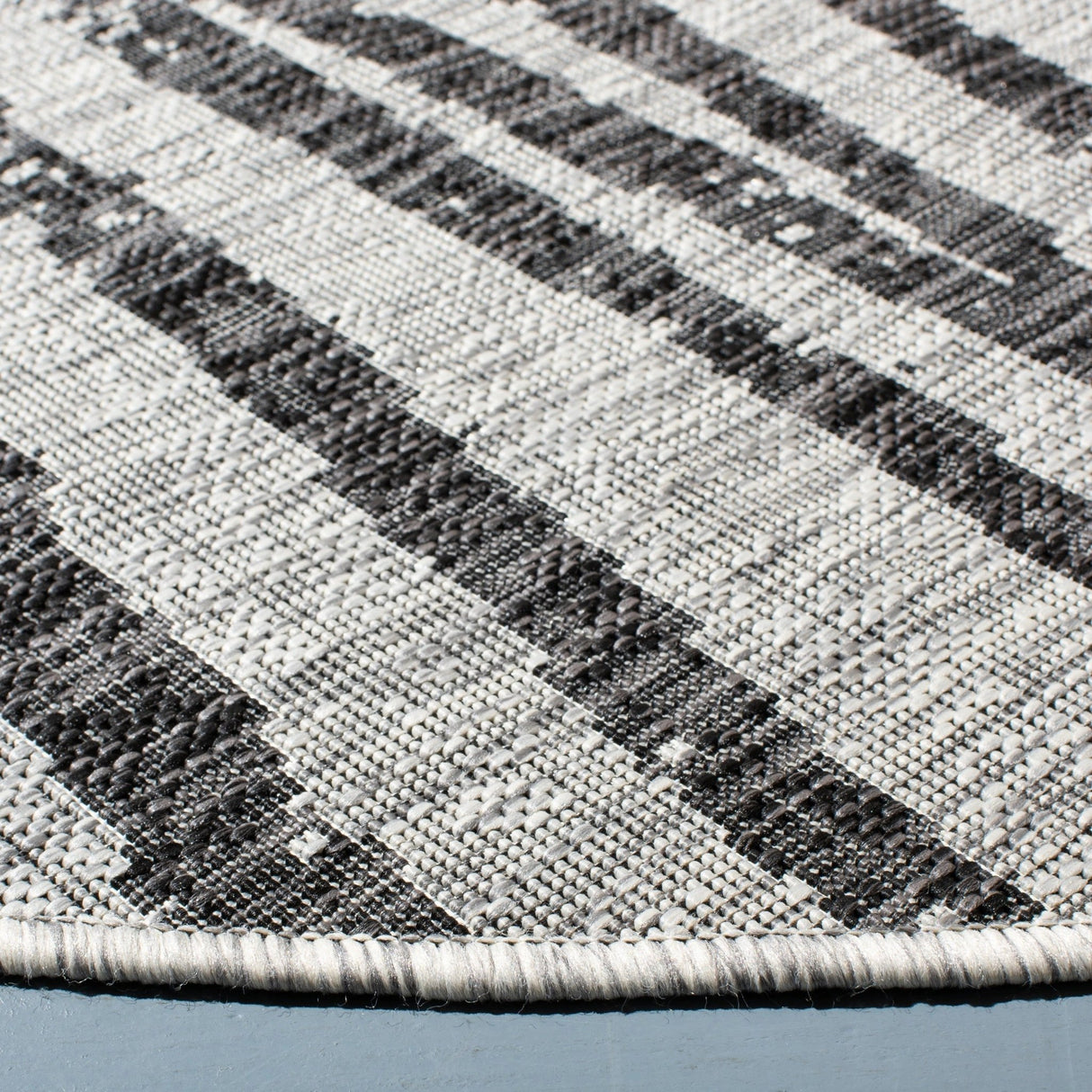 Safavieh Courtyard Cy8551 - 37612 Grey/Black Rugs - Safavieh - cy8551 - 37612 - 7r
