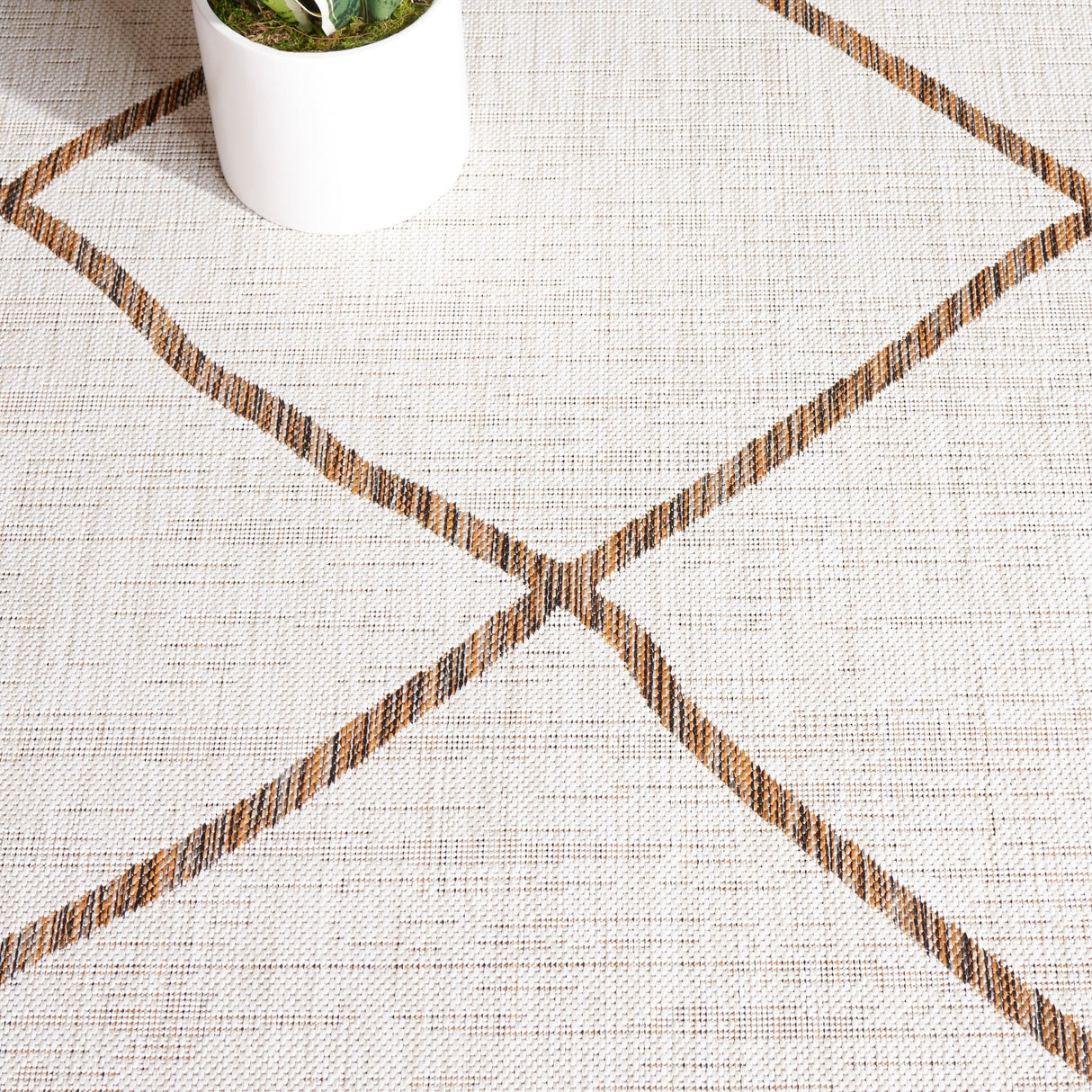 Safavieh Courtyard Cy8635 - 59312 Ivory/Brown Rug - Safavieh - cy8635 - 59312 - 7r