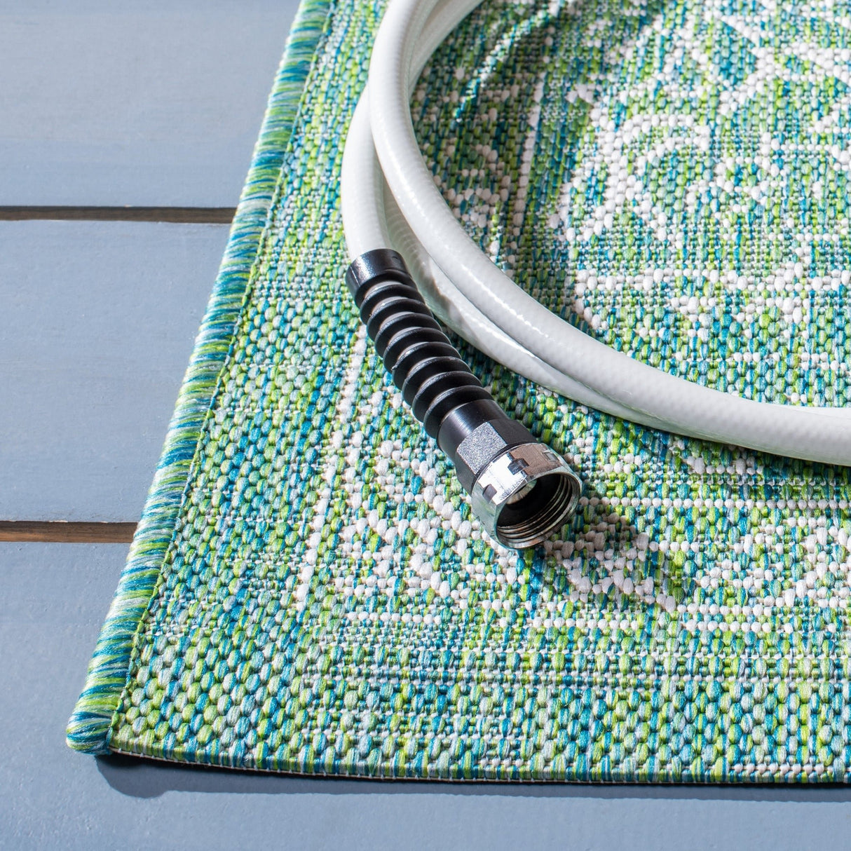 Safavieh Courtyard Cy8680 - 55721 Green/Ivory Rugs - Safavieh - cy8680 - 55721 - 7r