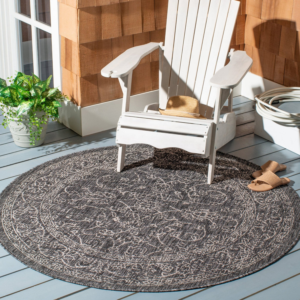 Safavieh Courtyard Cy8680 Black/Ivory Rug - Safavieh - cy8680 - 36621 - 4r