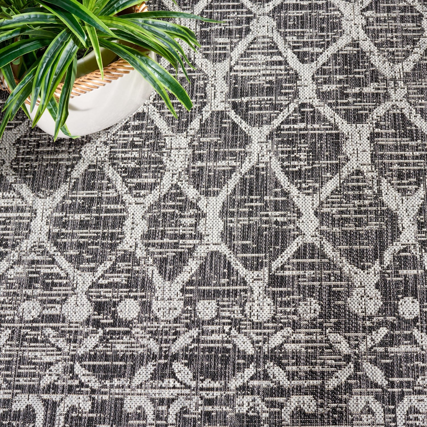 Safavieh Courtyard Cy8798 - 37621 Black/Grey Rug - Safavieh - cy8798 - 37621 - 5