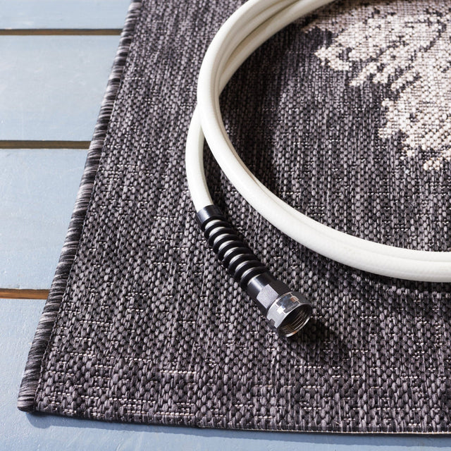 Safavieh Courtyard Cy8893 Beige/Black Rug - Safavieh - cy8893 - 36621 - 7r