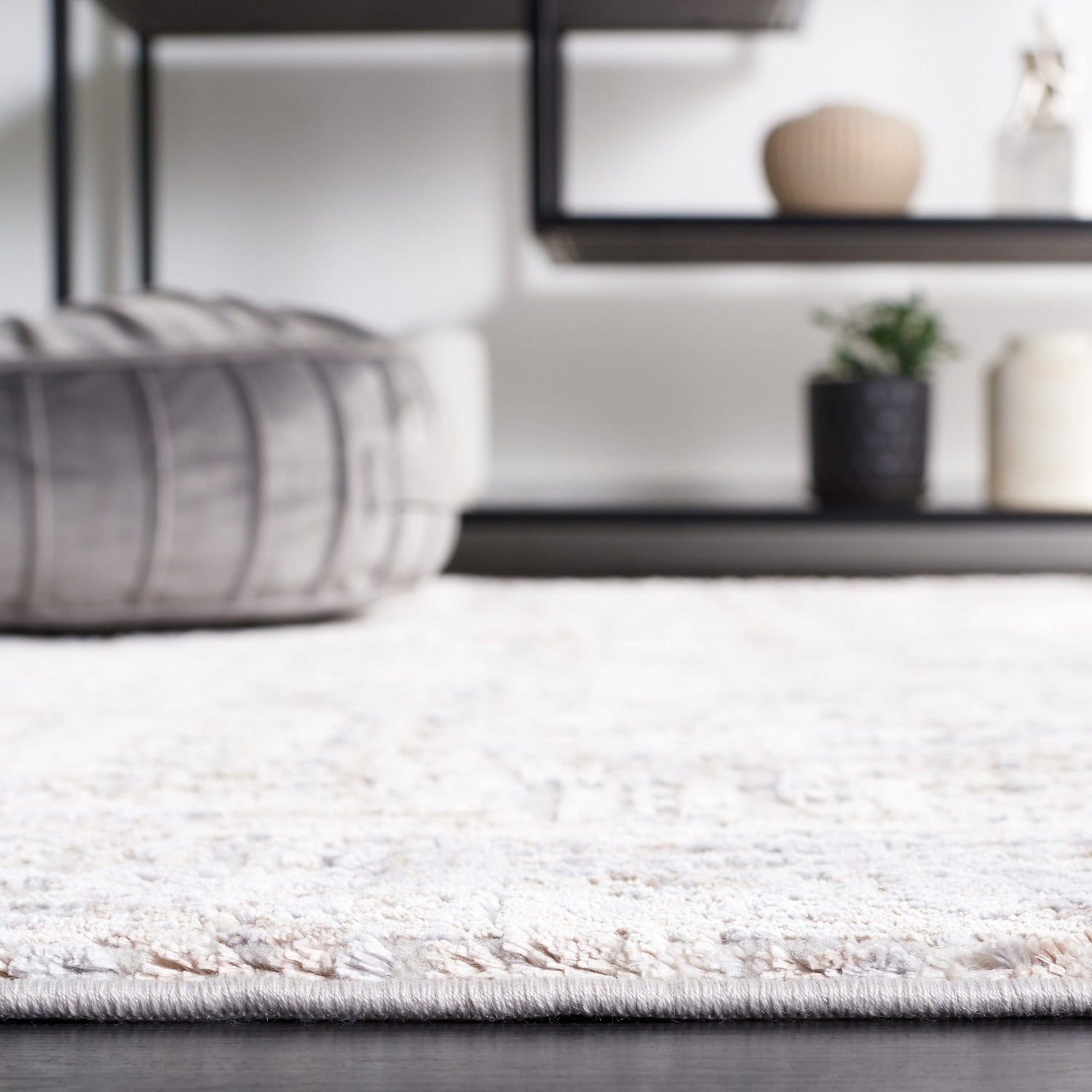 Safavieh Diamond Dia134B Beige/Grey Brown Rug - Safavieh - dia134b - 7r