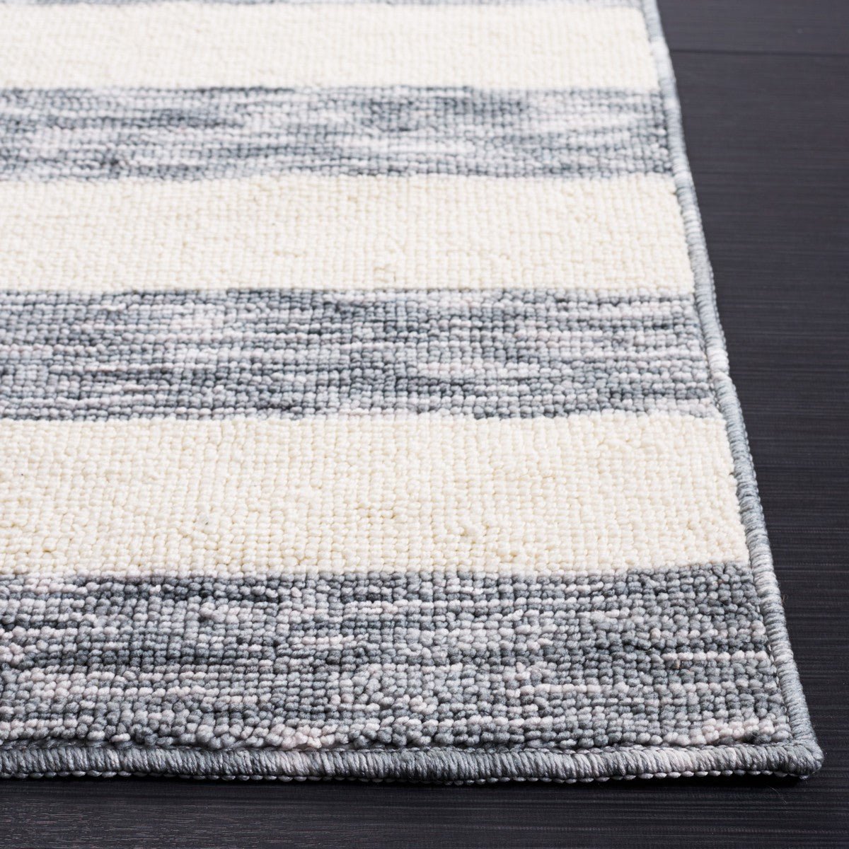 Safavieh Easy Care Ecr115F Grey/Ivory Rug - Safavieh - ecr115f - 24