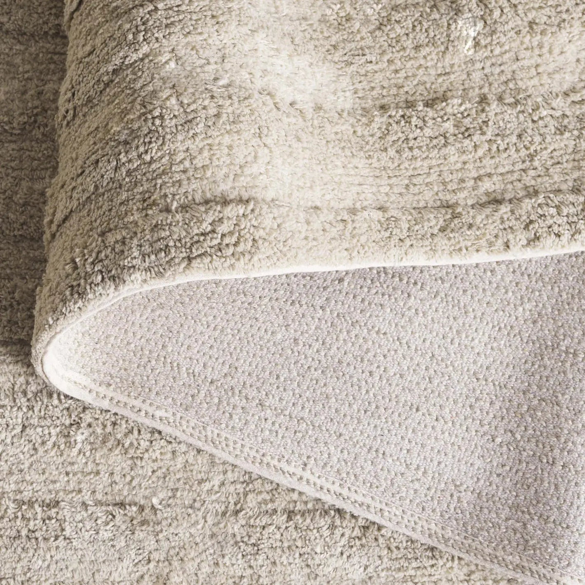 Safavieh Easy Care 4'-0" x 6'-0" Rug in Sage