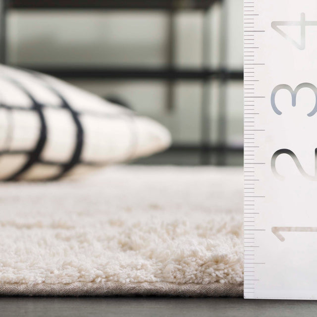 Safavieh Easy Care Ecr222A Ivory Rug - Safavieh - ecr222a - 8