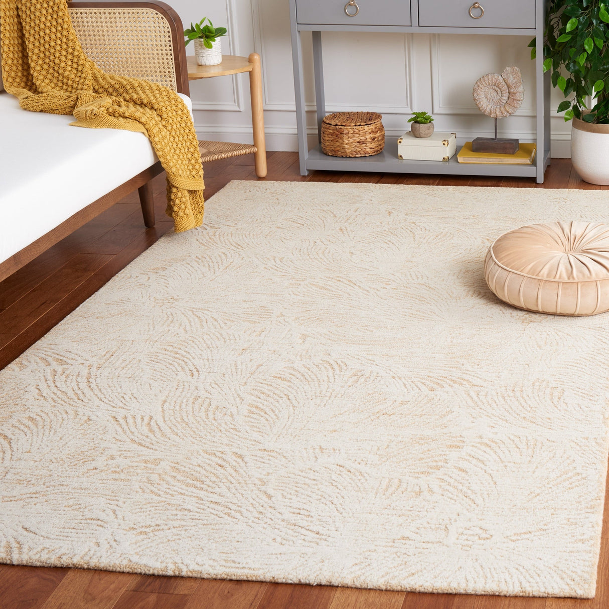 Safavieh Ebony Ebn101D Gold/Ivory Rug - Safavieh - ebn101d - 3