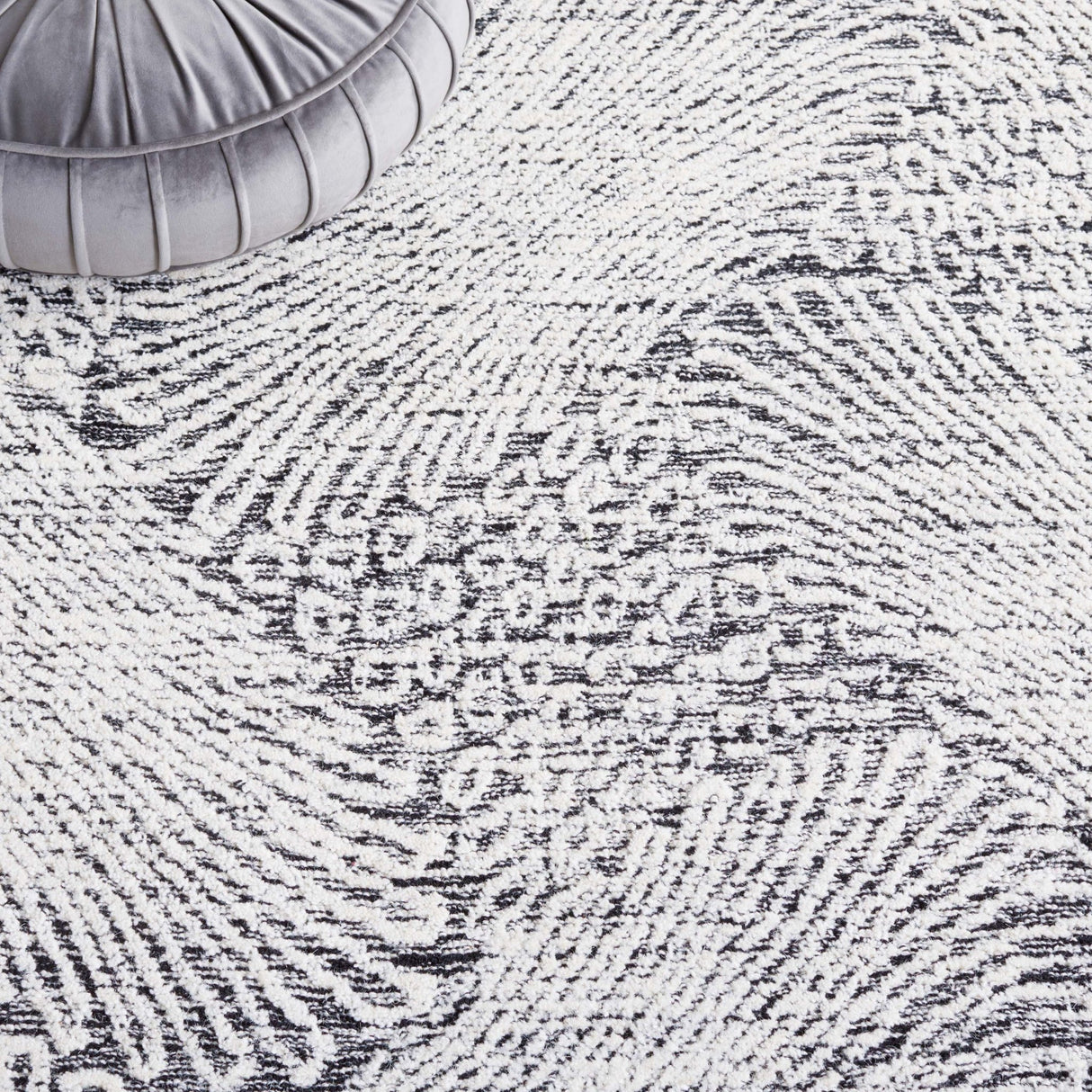 Safavieh Ebony Ebn105Z Black/Ivory Rug - Safavieh - ebn105z - 29