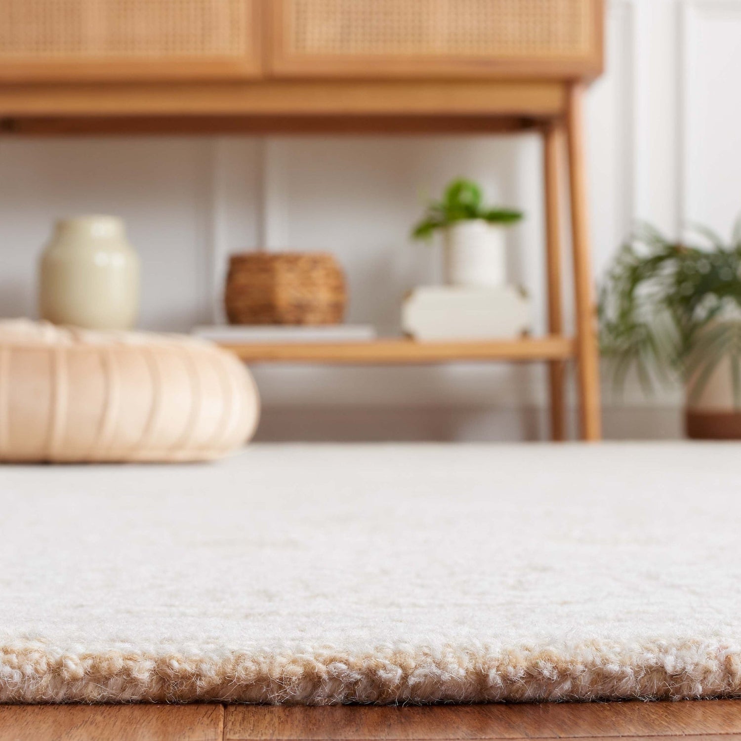 Safavieh Ebony Ebn109D Gold/Ivory Rug - Safavieh - ebn109d - 29