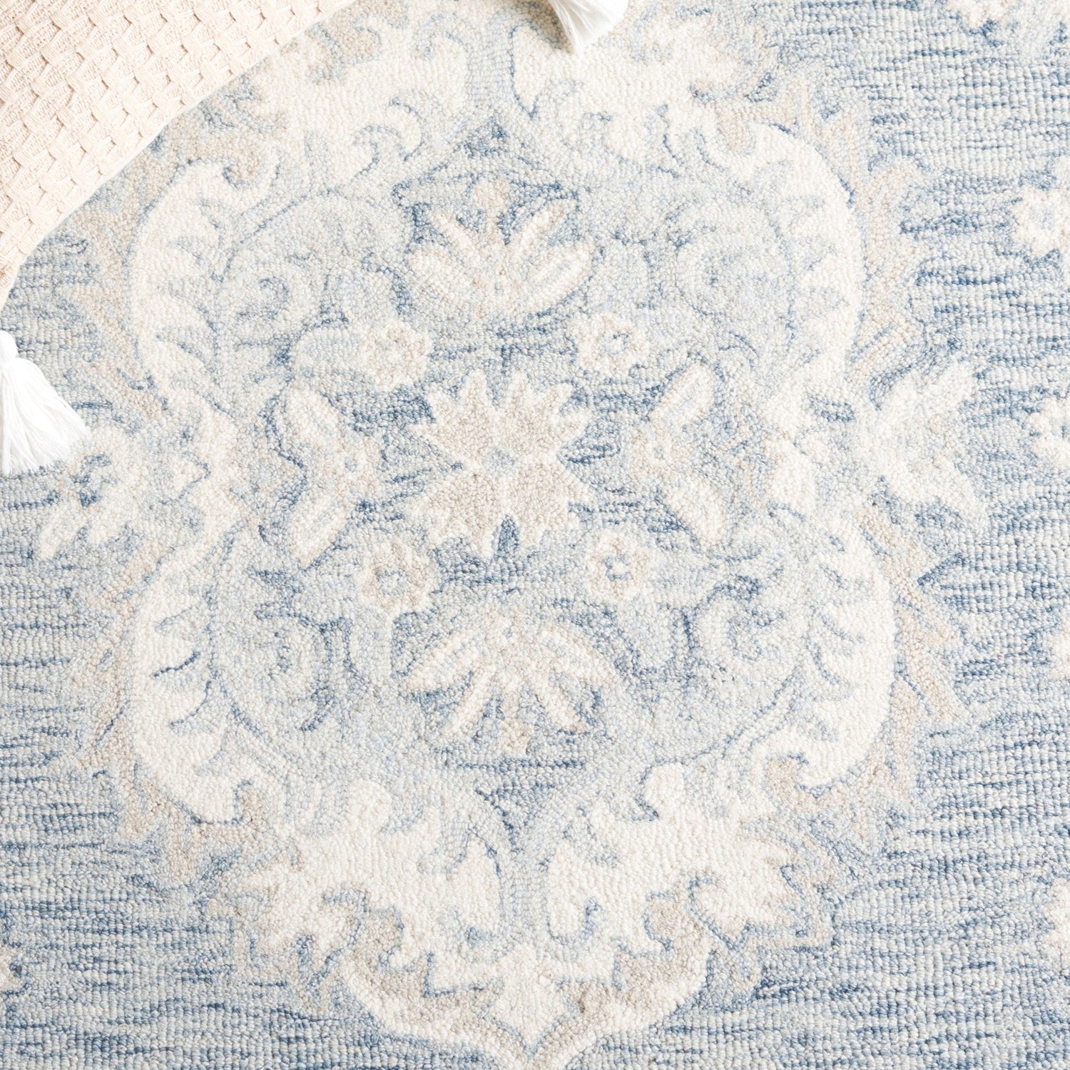 Safavieh Ebony Ebn121L Dark Blue/Ivory Rug - Safavieh - ebn121l - 3