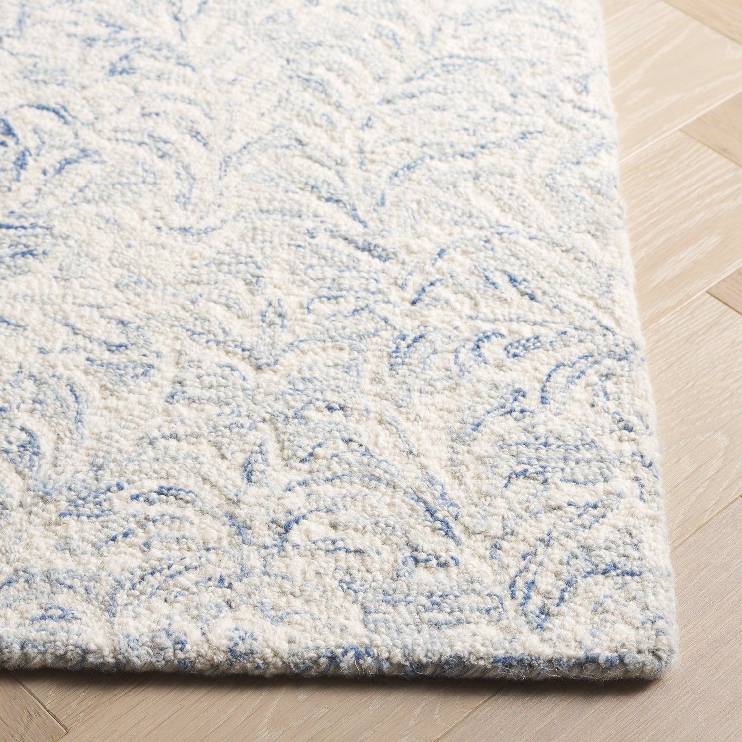 Safavieh Ebony Ebn127M Blue/Ivory Rug - Safavieh - ebn127m - 3