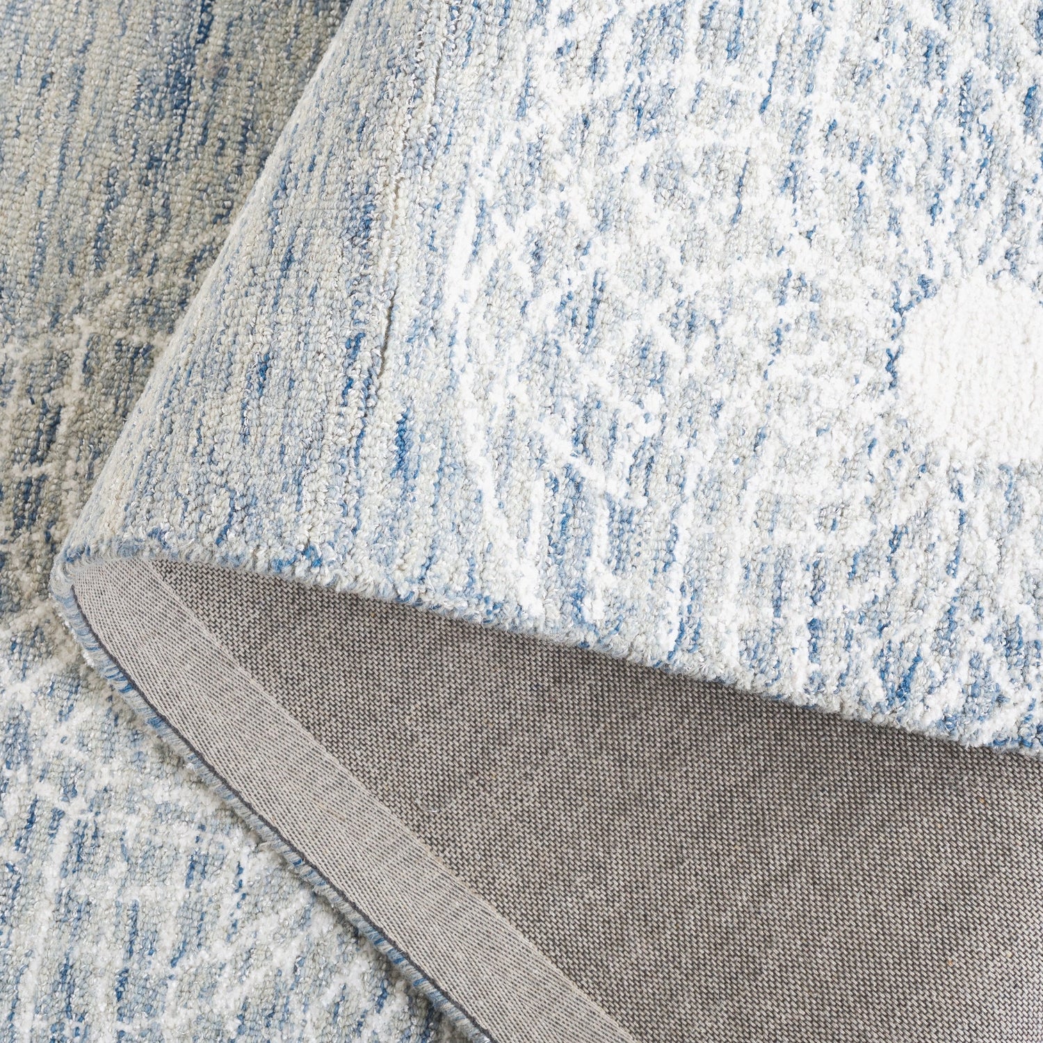 Safavieh Ebony Ebn133M Blue/Ivory Rug - Safavieh - ebn133m - 3