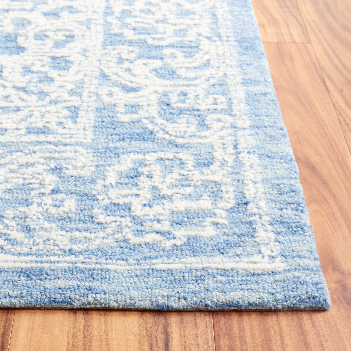 Safavieh Ebony Ebn308M Ivory/Blue Rug - Safavieh - ebn308m - 29
