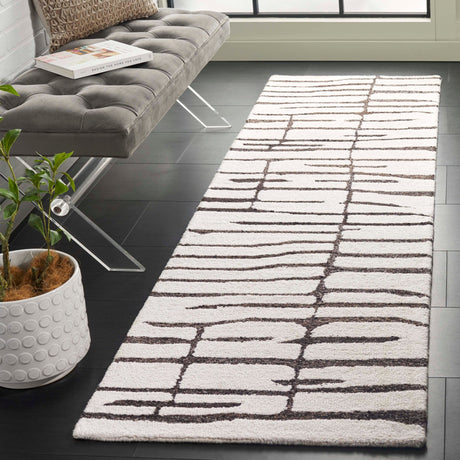 Safavieh Ebony Ebn406T Ivory/Dark Brown Rug - Safavieh - ebn406t - 28