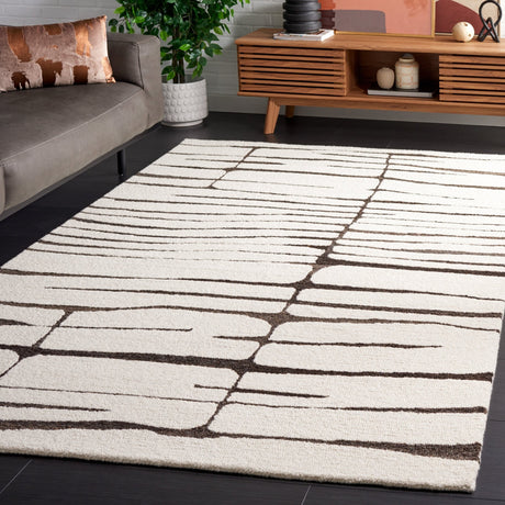 Safavieh Ebony Ebn406T Ivory/Dark Brown Rug - Safavieh - ebn406t - 3