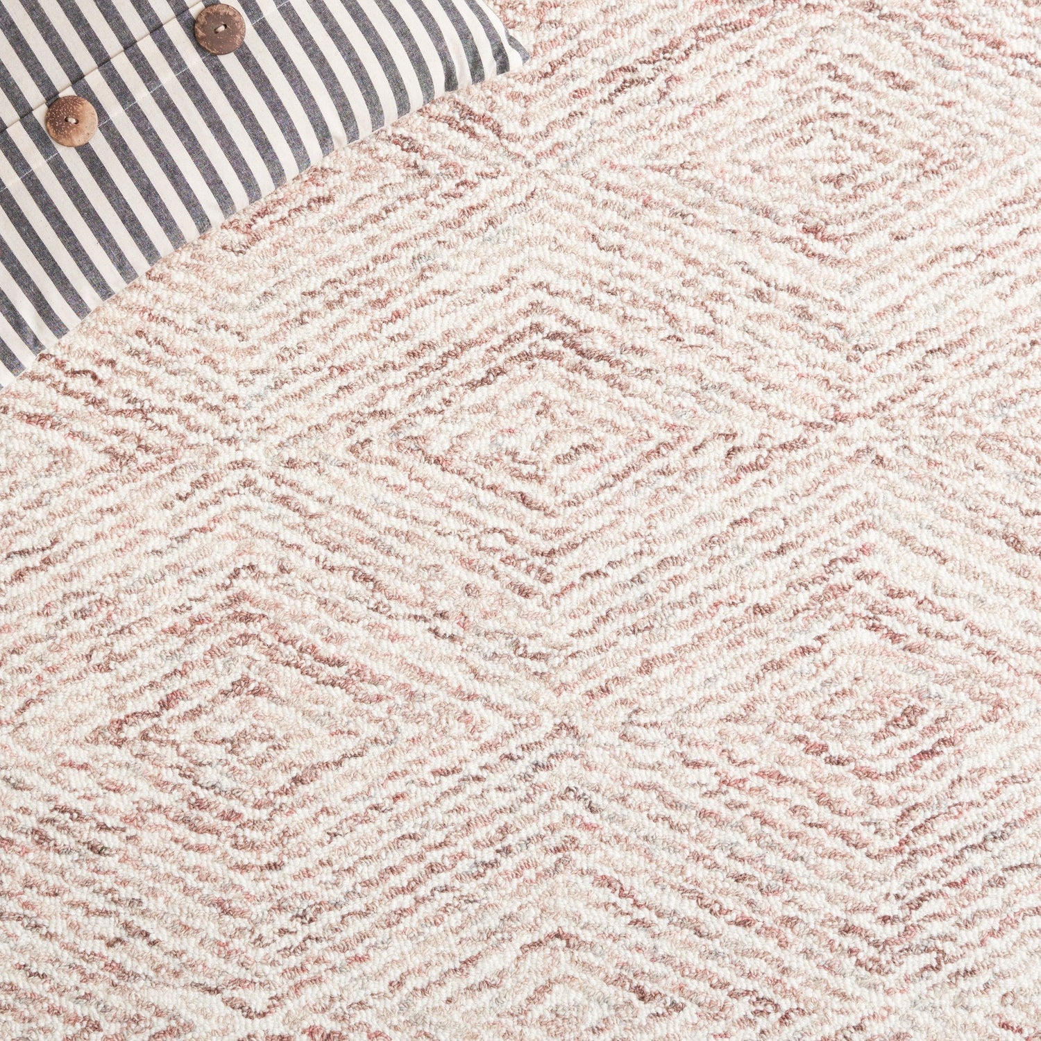 Safavieh Ebony Ebn901P Rust/Beige Rug - Safavieh - ebn901p - 6r