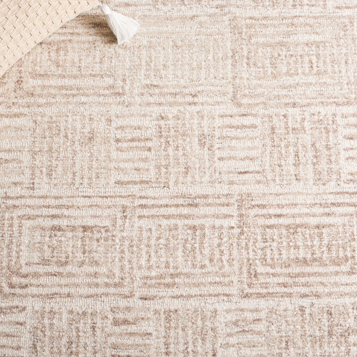 Safavieh Ebony Ebn907A Ivory/Brown Rug - Safavieh - ebn907a - 3