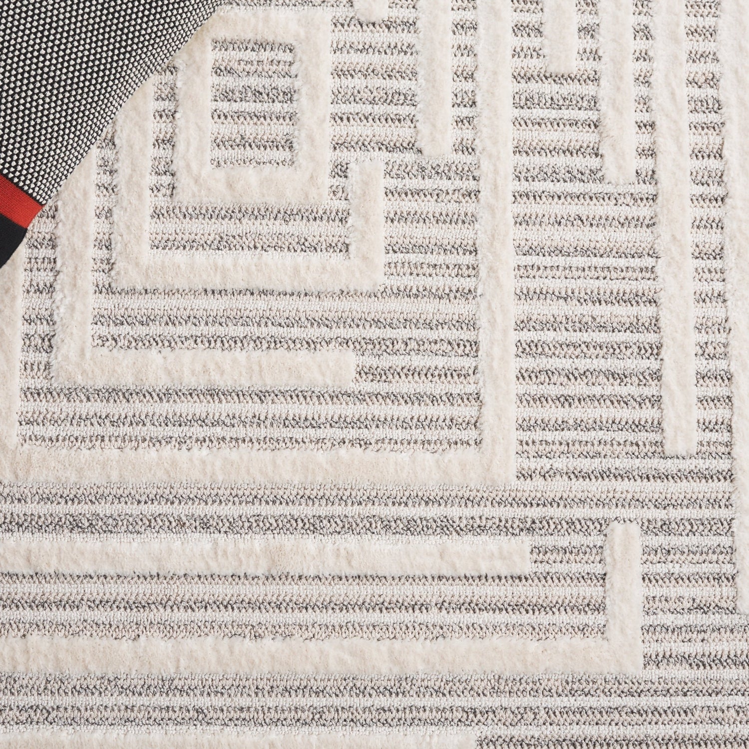 Safavieh Elmhurst Elh570A Ivory/Grey Rug - Safavieh - elh570a - 7r