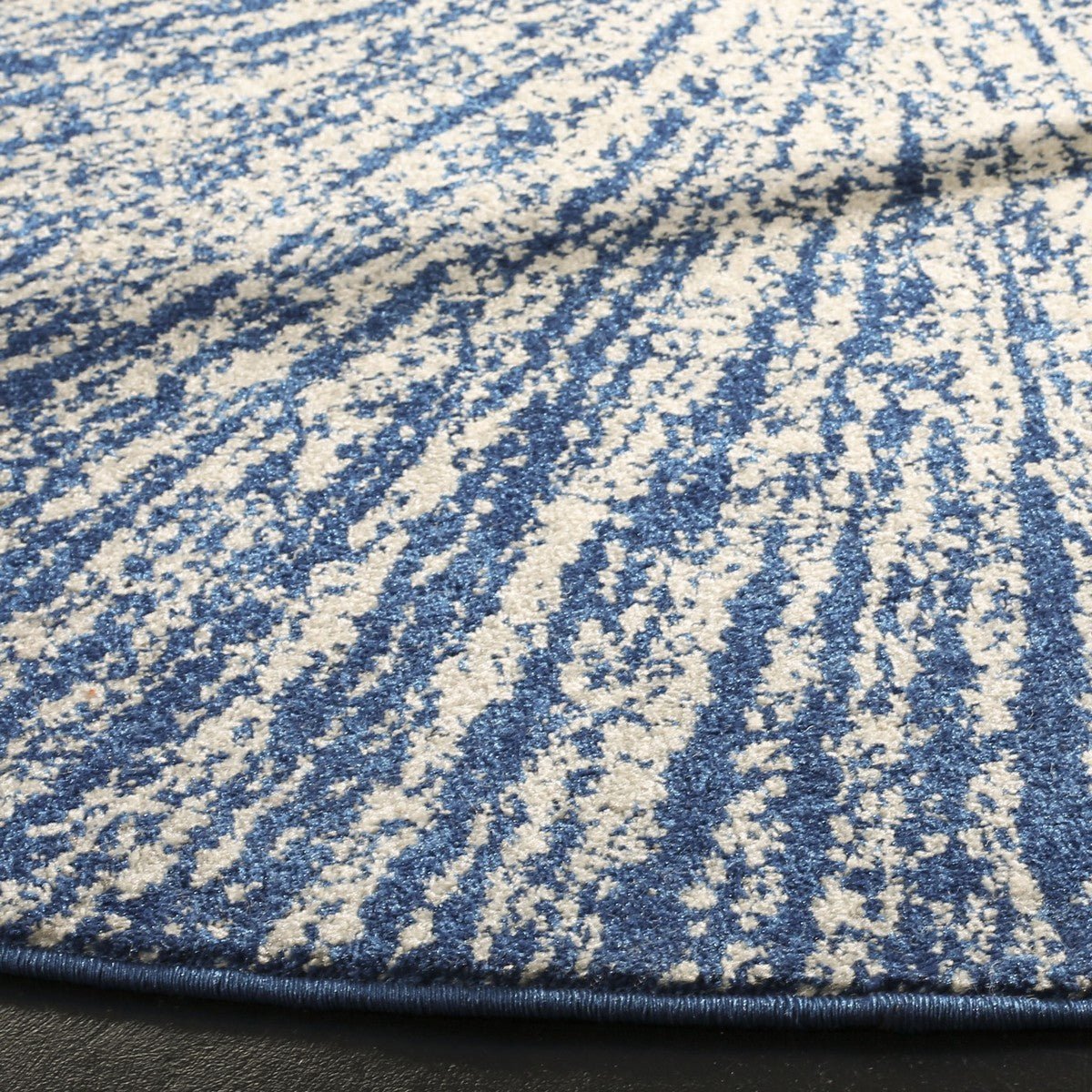 Safavieh Evoke Evk228N Navy/Ivory Rug - evk228n-5sq