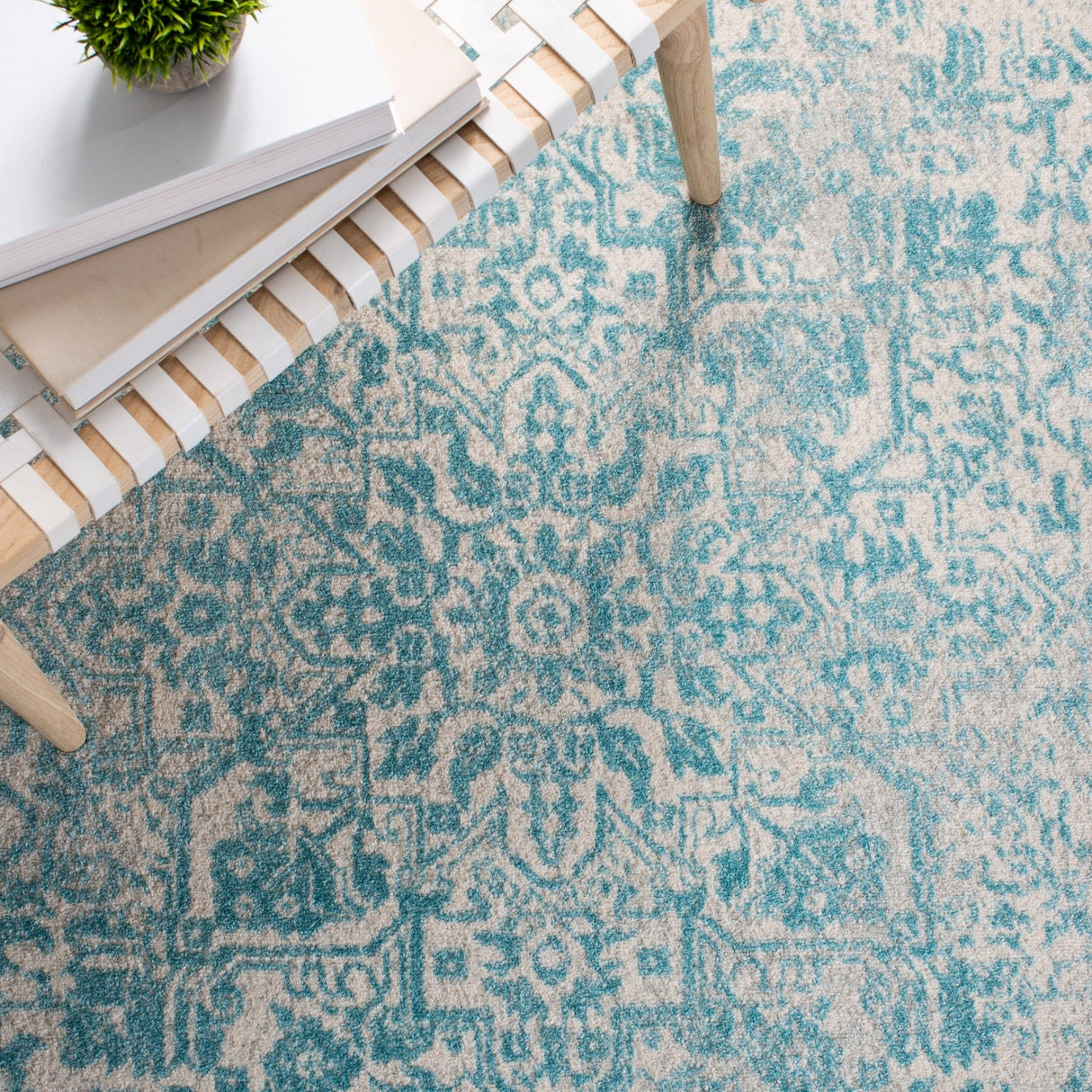 Safavieh Evoke Evk256J Ivory/Aqua Rugs - Safavieh - evk256j - 7r