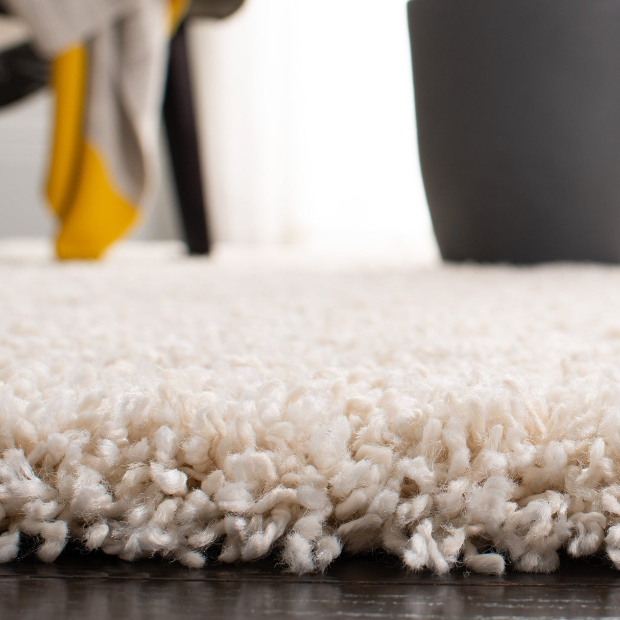 Safavieh Evolution Shag Evo520A Ivory Rugs - Safavieh - evo520a - 7r