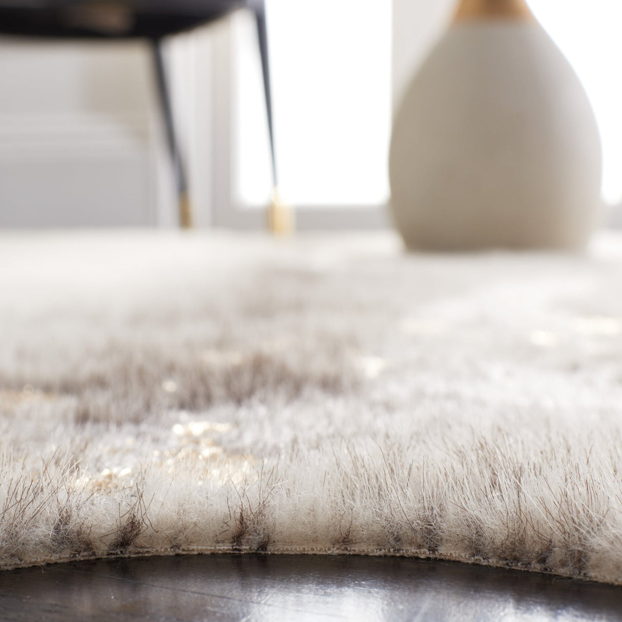 Safavieh Faux Cow Hide Fch205B Beige/Grey Rug - Safavieh - fch205b - 45