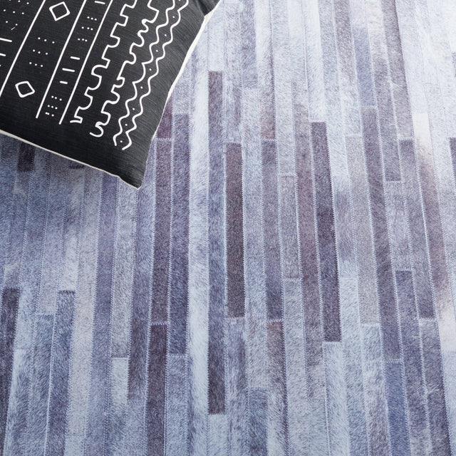 Safavieh Faux Hide Fah510A Ivory/Light Grey Rug - Safavieh - fah510a - 3