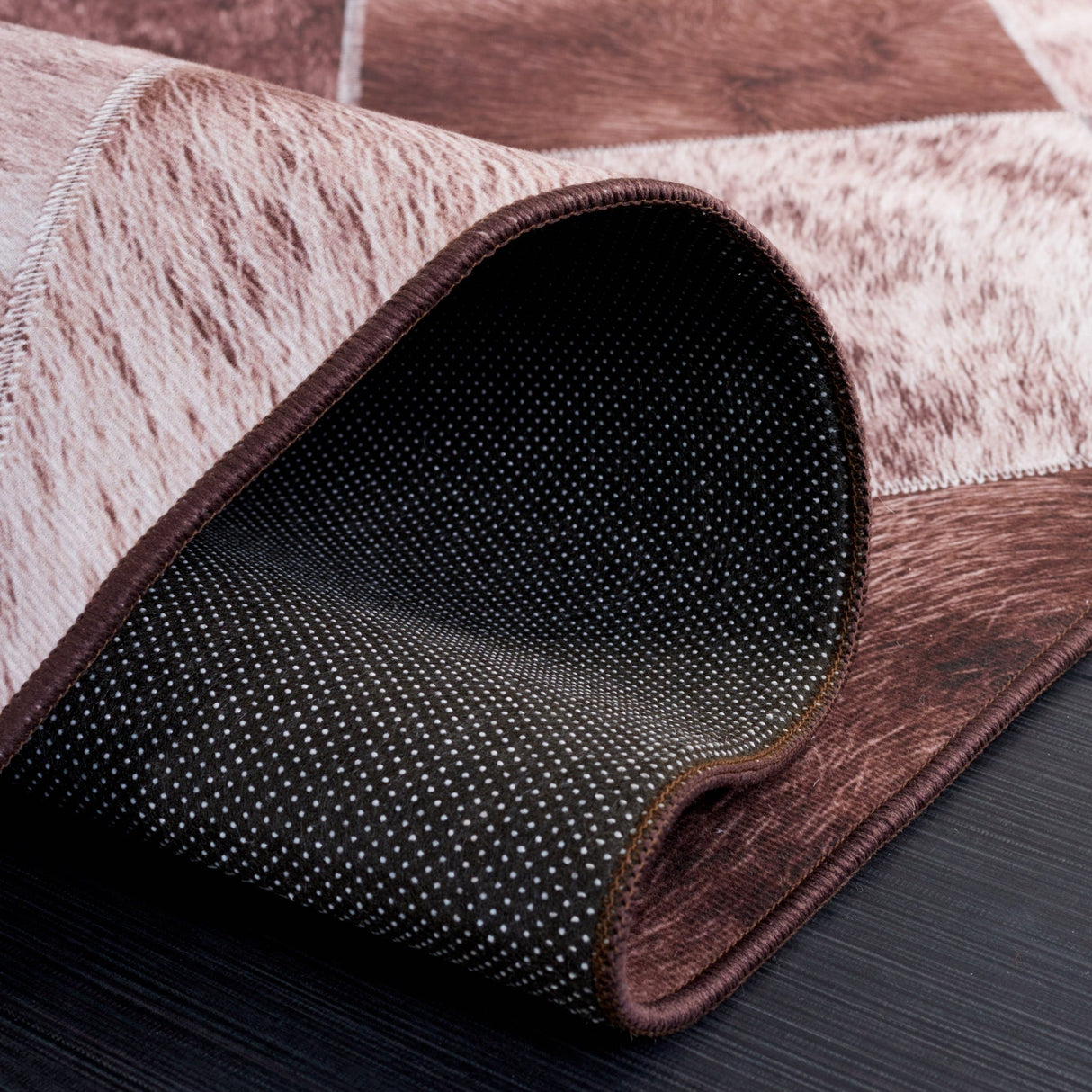 Safavieh Faux Hide Fah535S Light Brown/Brown Rug - Safavieh - fah535s - 6r
