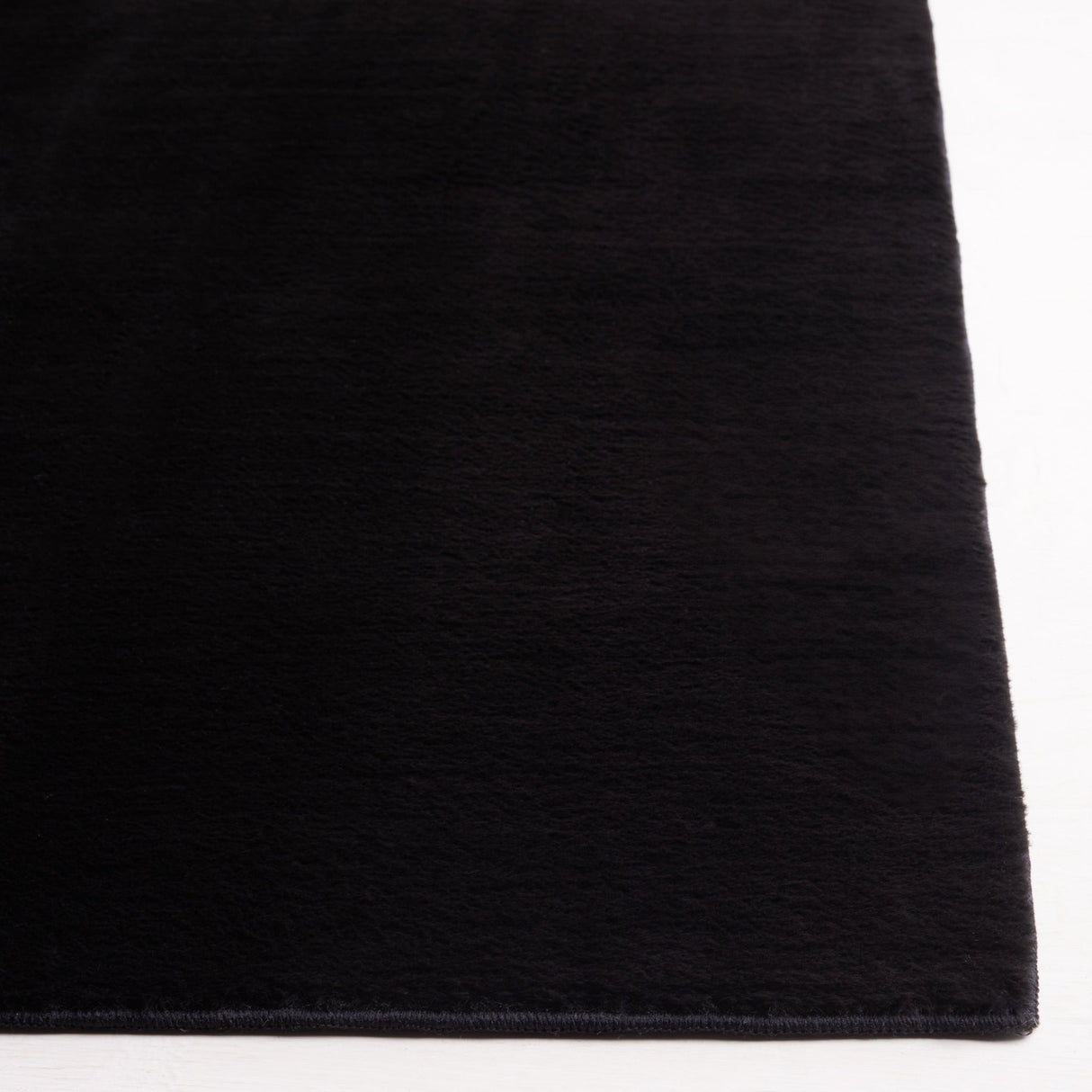 Safavieh Faux Rabbit Fur Frf100Z Black Rug - Safavieh - frf100z - 2