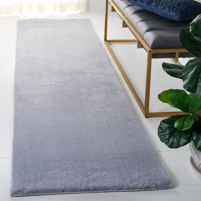 Safavieh Faux Rabbit Fur Frf500F Light Grey Rug - Safavieh - frf500f - 6r