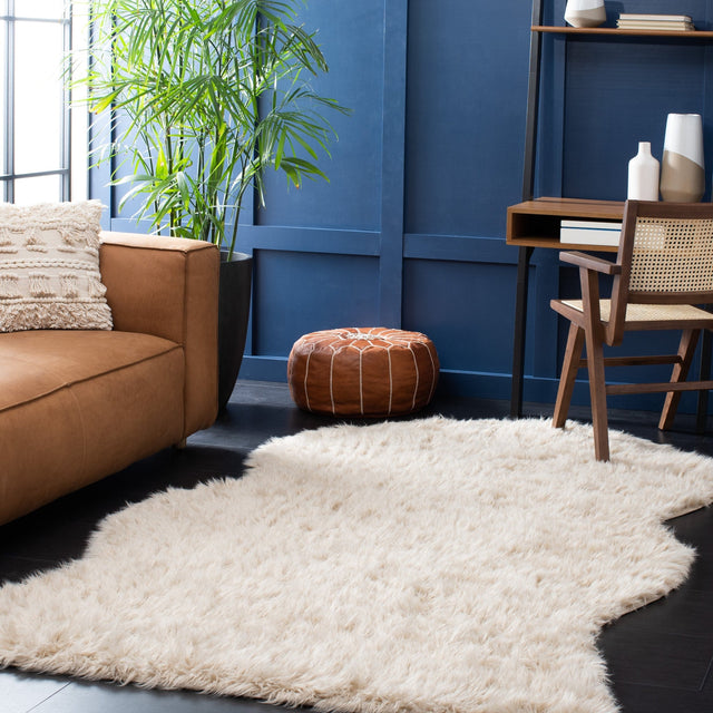 Safavieh Faux Sheep Skin Fss115K Beige Rug - Safavieh - fss115k - 2