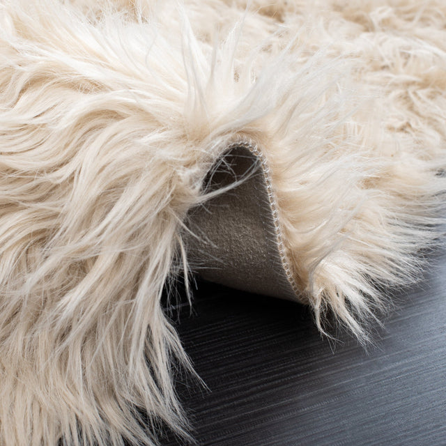 Safavieh Faux Sheep Skin Fss235K Beige Rug - Safavieh - fss235k - 6r