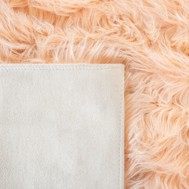 Safavieh Faux Sheep Skin Fss235U Light Pink Rug - Safavieh - fss235u - 6r